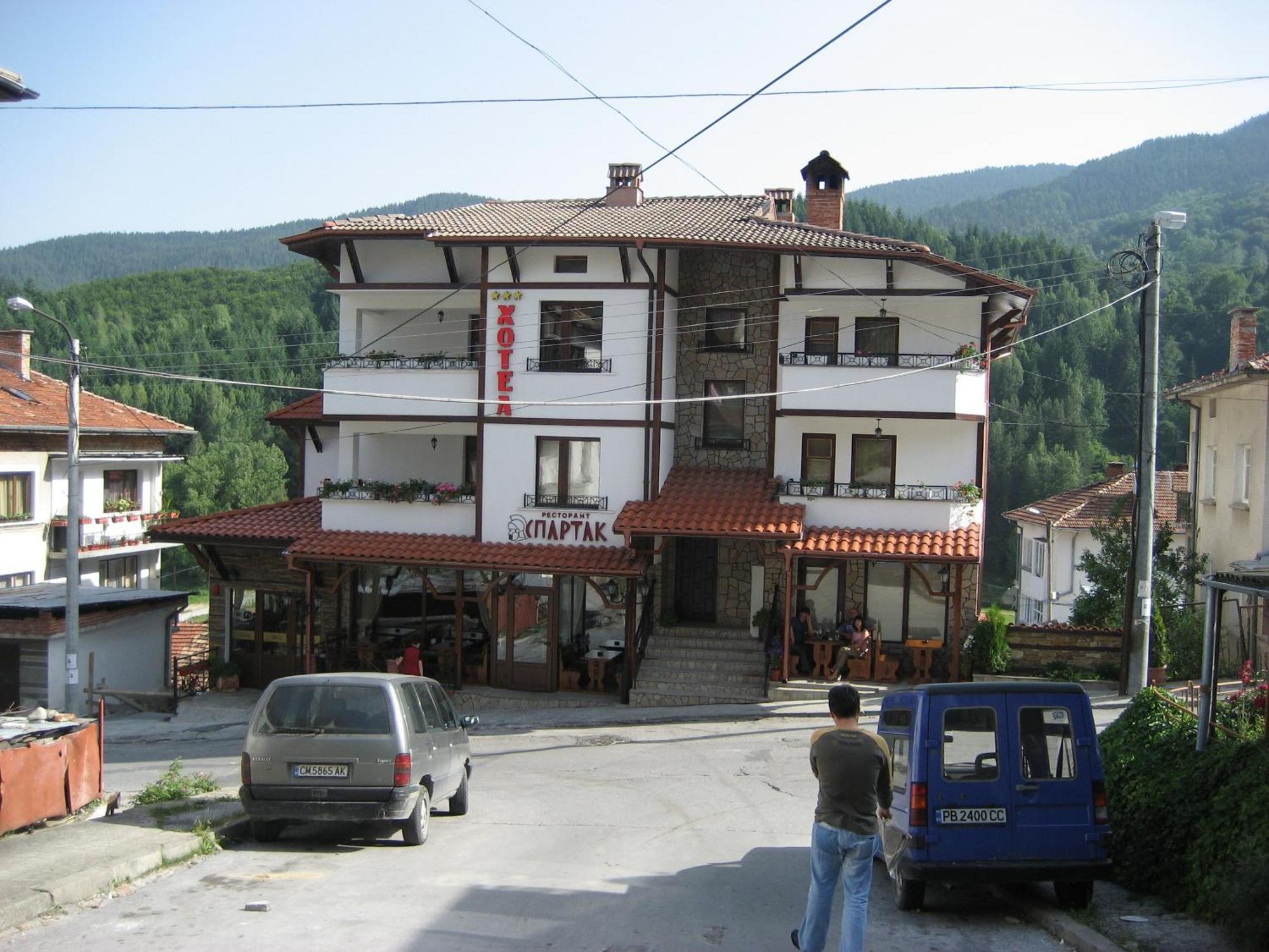 Spartak Family Hotel Смолян Экстерьер фото